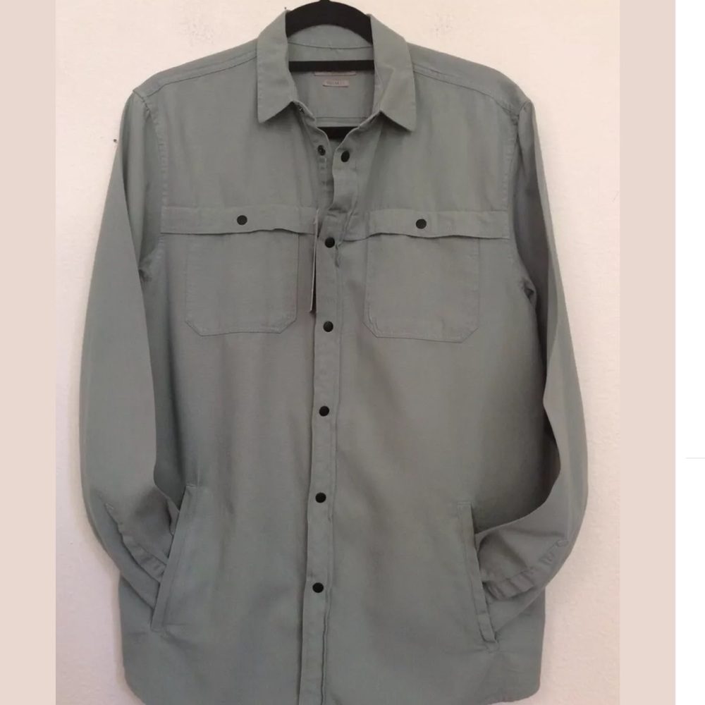 Zara men’s green long sleeve snap button l/s shirt